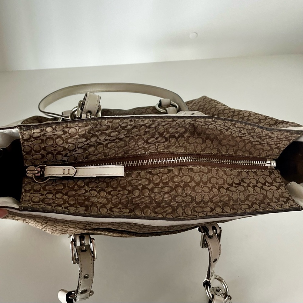 Coach Signature Gallery Tote F11526 Khaki Jacquard White Leather Trim Y2K - Picture 6 of 15